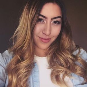 Meet your Posher, Christy